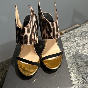 Paul Andrew never worn heels, size 38 1/2 winged animal print.